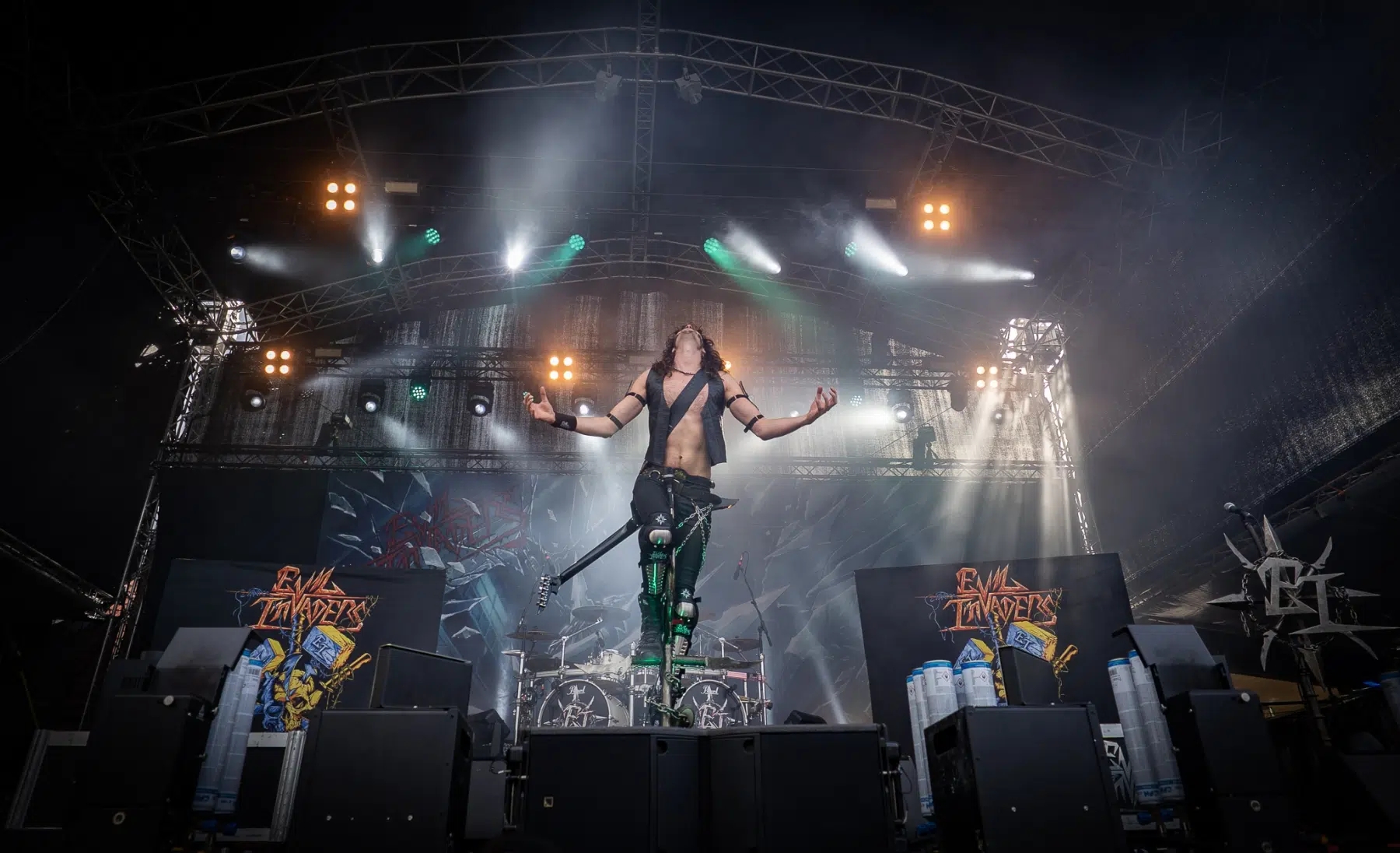 Evil-Invaders-1 Evil-Invaders-1