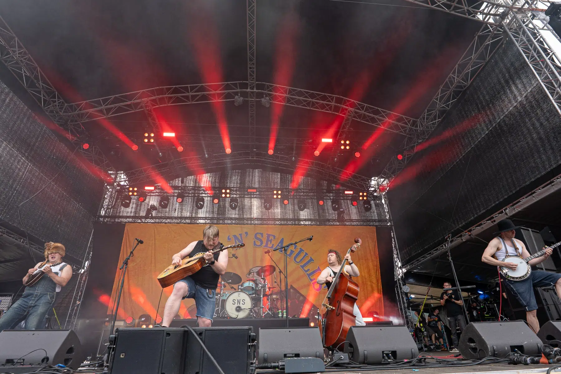 Steve-n-Seagulls-4 Steve-n-Seagulls-4