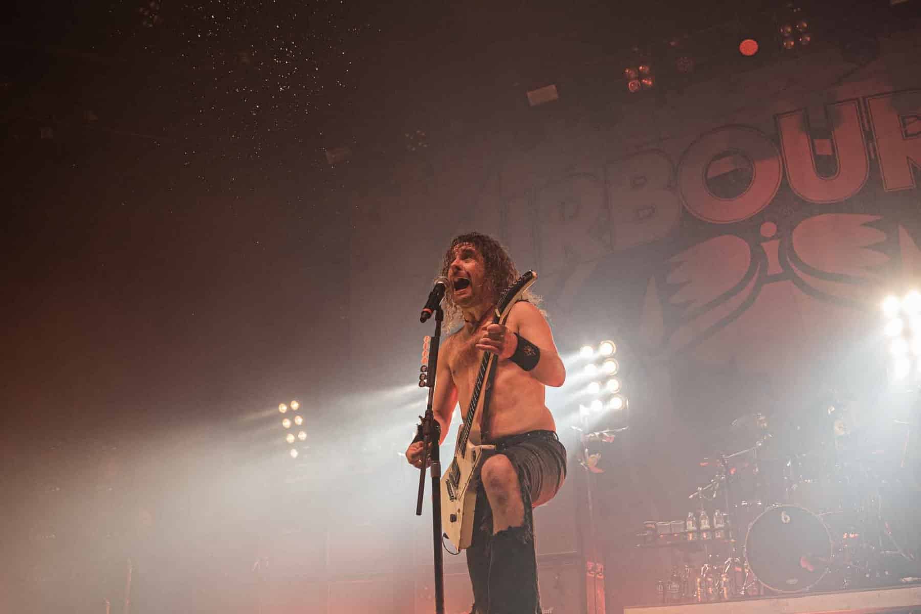 Airbourne-13