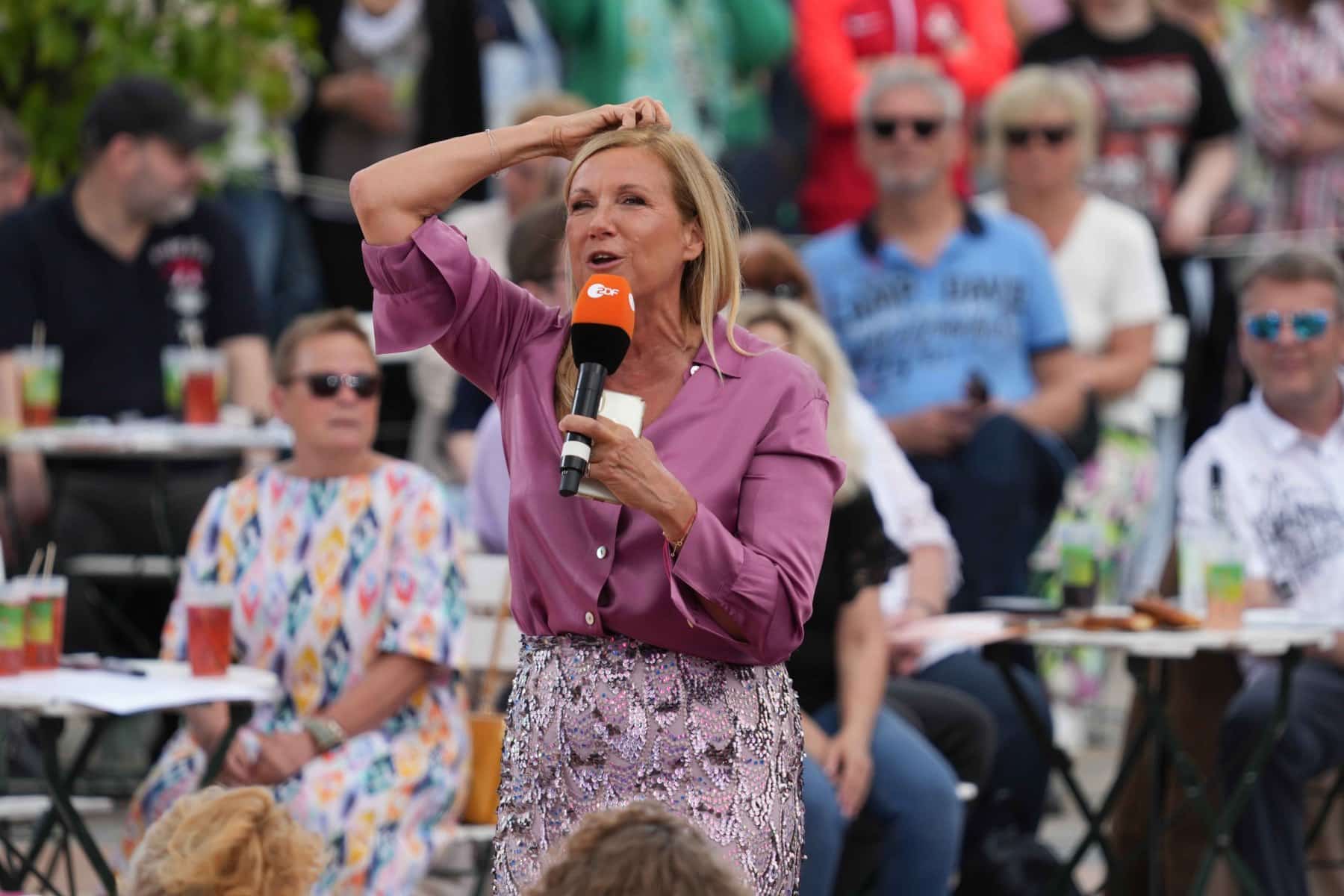 14.05.2023 Moderatorin Andrea Kiwi Kiewel in der Unterhaltungsshow ZDF Fernsehgarten am 14.05.2023 in Mainz.