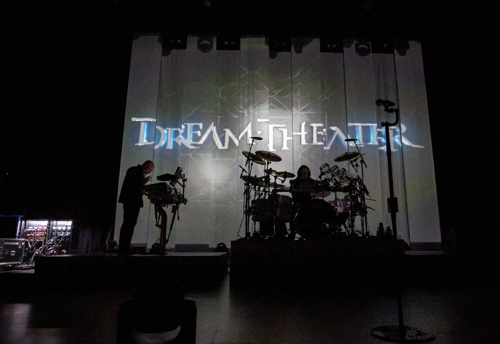 Dream-Theater-23