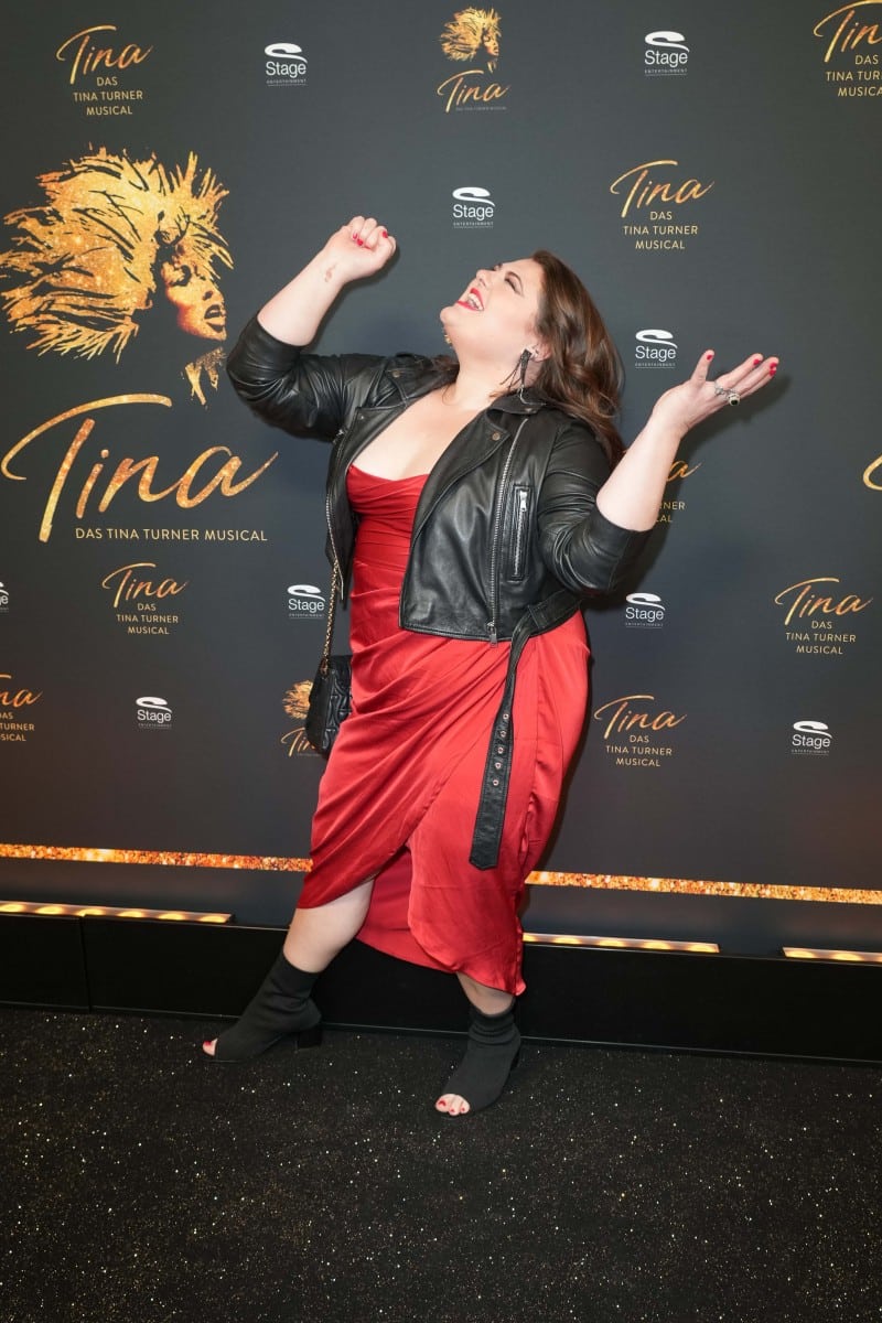 16.03.2023 ALINA (Sängerin) bei der Premiere von TINA – Das Tina Turner Musical im Stage Apollo Theater Stuttgart-Moehringen.