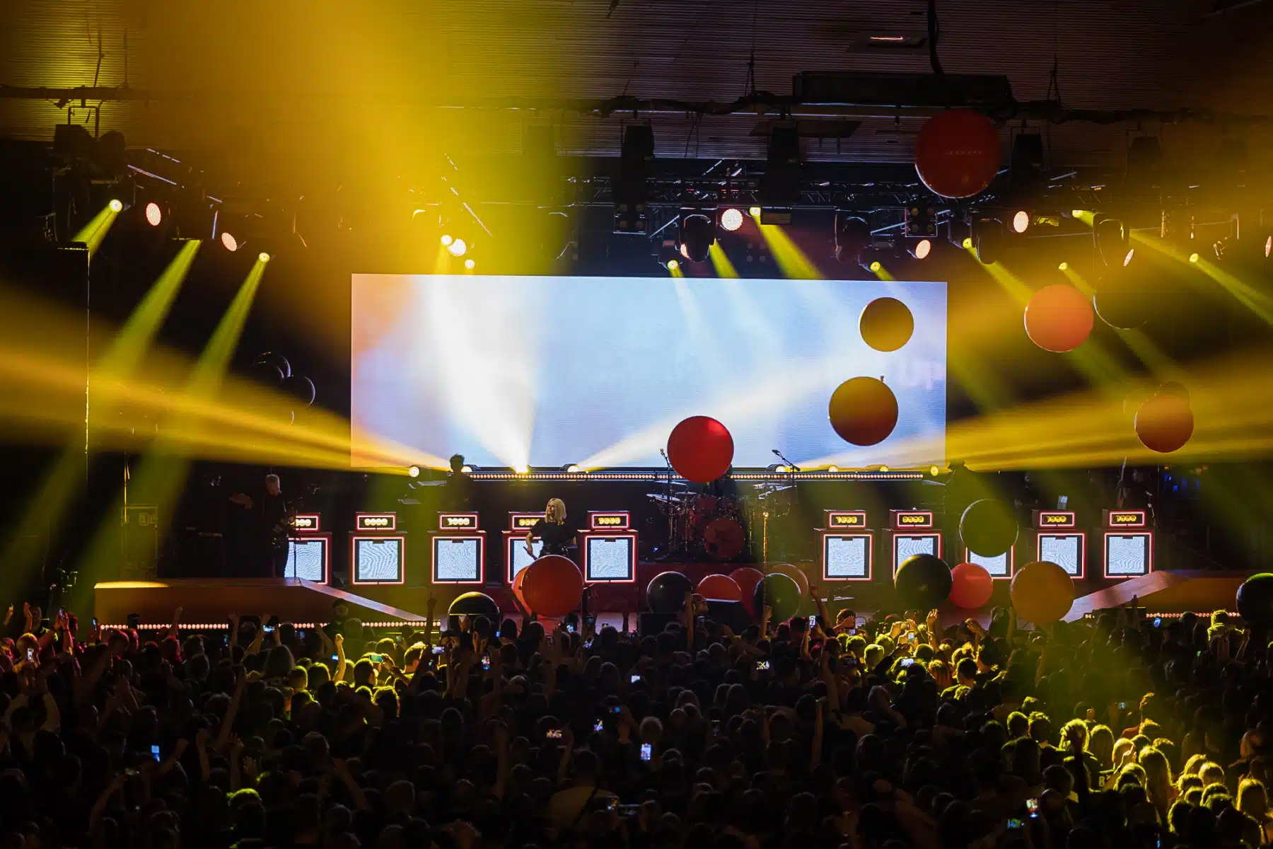 18.04.2023-Avril-Lavigne-Offenbach-Jan-Heesch-Cityguide-Rhein-Neckar-29 18.04.2023-Avril-Lavigne-Offenbach-Jan-Heesch-Cityguide-Rhein-Neckar-29