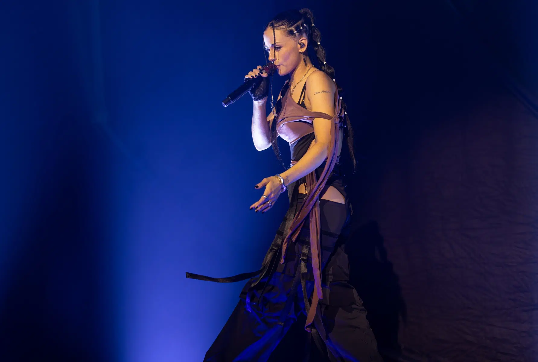 21.11.2025-Anna-Grey-12 21.11.2025-Anna-Grey-12