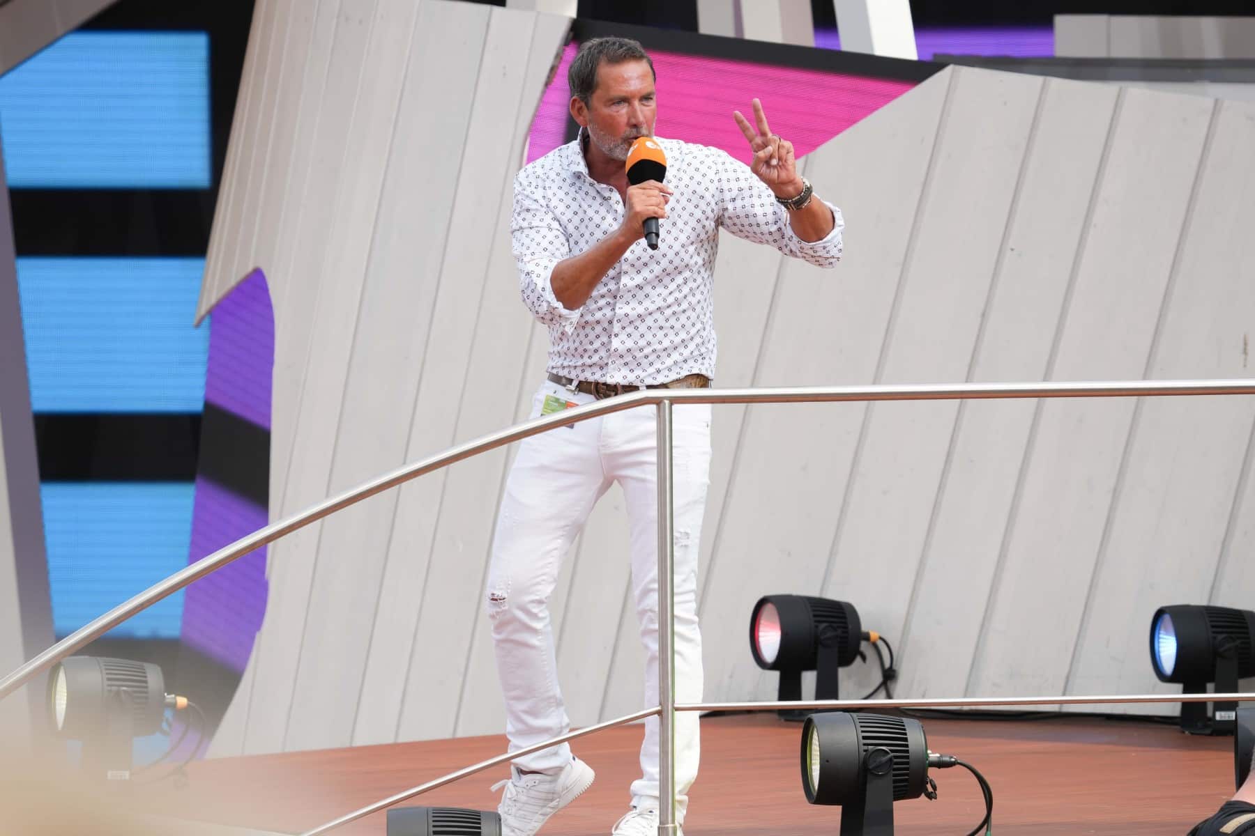 Markus Schöffl in der Unterhaltungsshow ZDF Fernsehgarten am 21.05.2023 in Mainz.