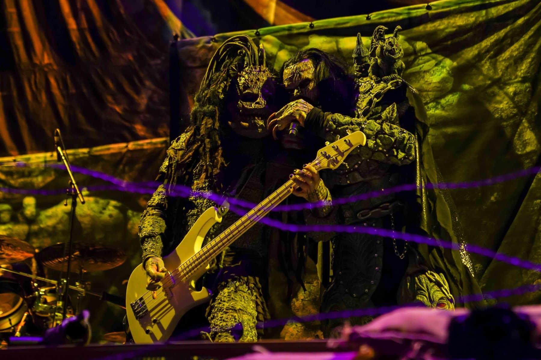 22.04.2023 Sabaton auf The Tour to End all Tours in der Festhalle Frankfurt. Support: Lordi & Babymetal.
Fotos © Boris Korpak / bokopictures