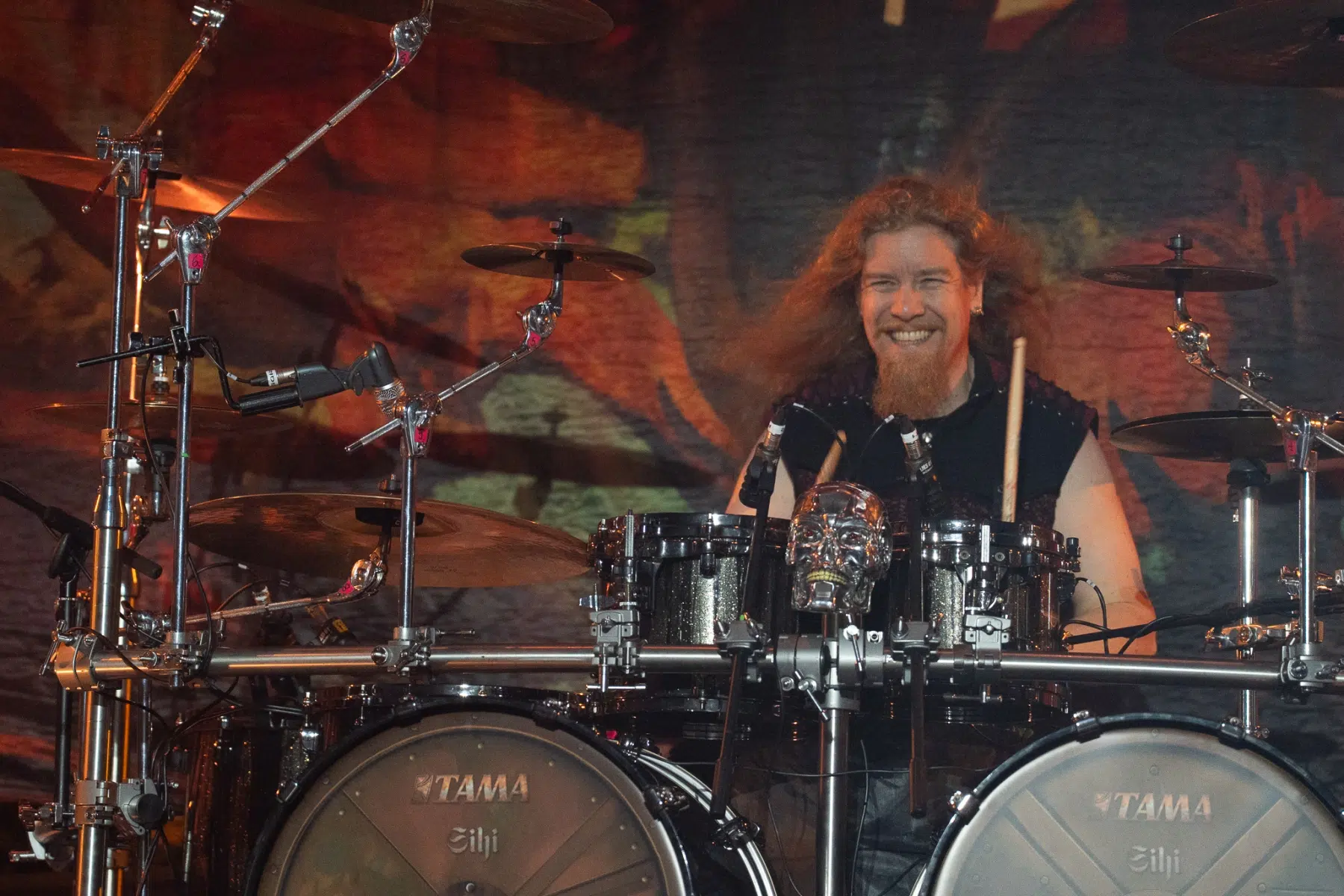 Beast-In-Black-06 Beast-In-Black-06