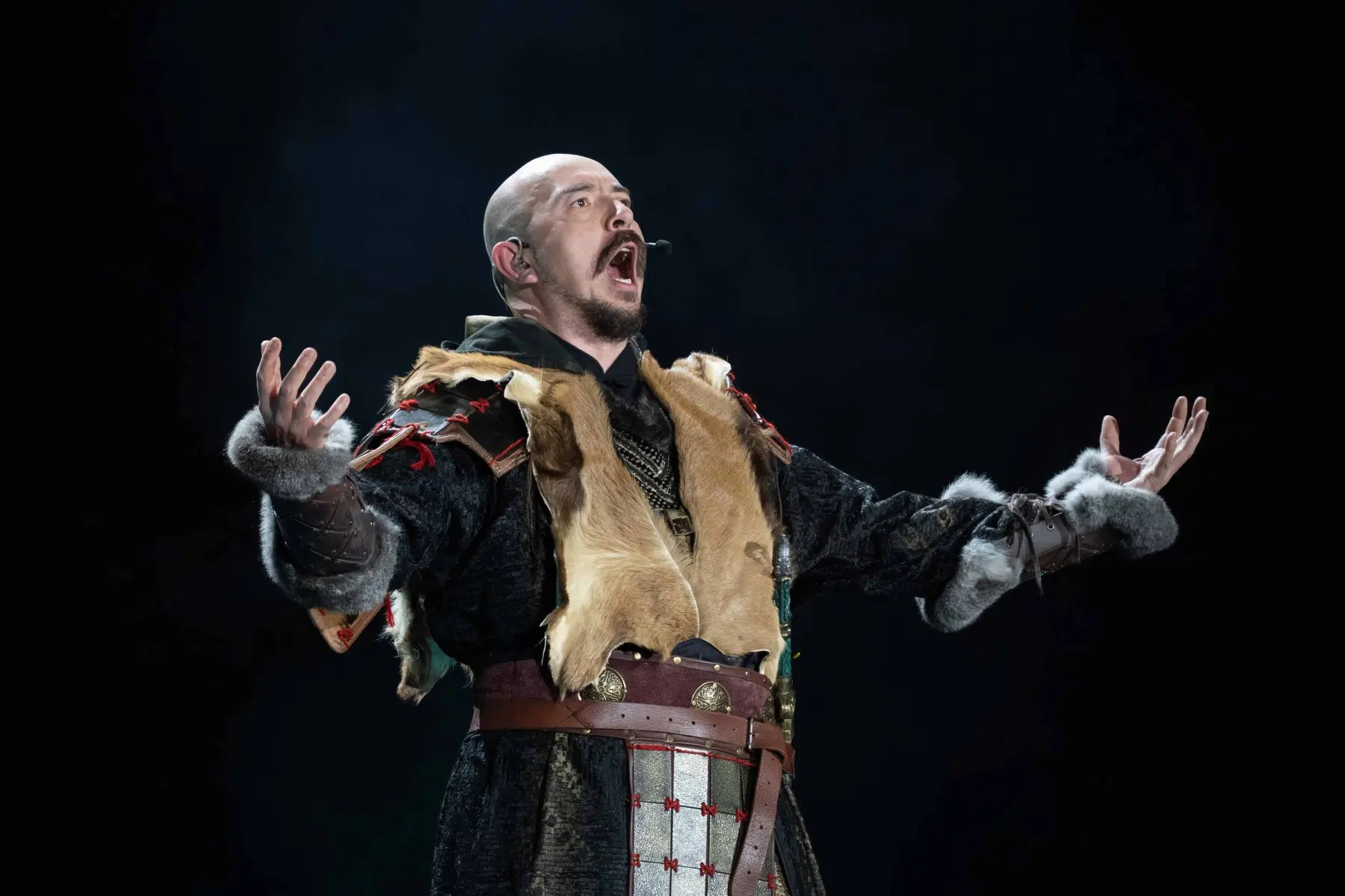 Sabaton mit ihrer „The Legendary Tour“ am 25.11.2025 in der Frankfurter Festhalle.
Fotos © by Boris Korpak | bokopictures Sabaton mit ihrer „The Legendary Tour“ am 25.11.2025 in der Frankfurter Festhalle.
Fotos © by Boris Korpak | bokopictures