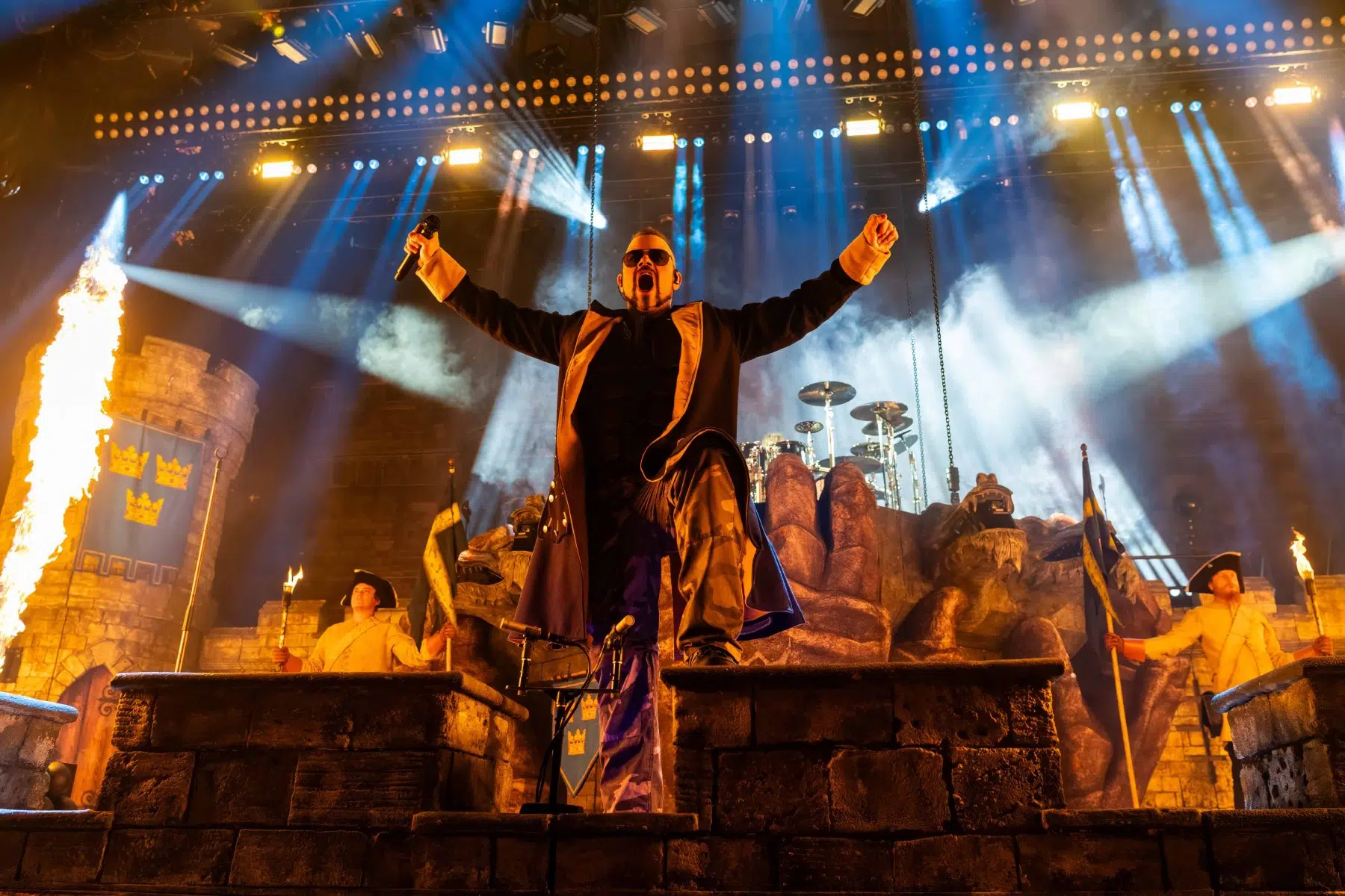 Sabaton mit ihrer „The Legendary Tour“ am 25.11.2025 in der Frankfurter Festhalle.
Fotos © by Boris Korpak | bokopictures Sabaton mit ihrer „The Legendary Tour“ am 25.11.2025 in der Frankfurter Festhalle.
Fotos © by Boris Korpak | bokopictures