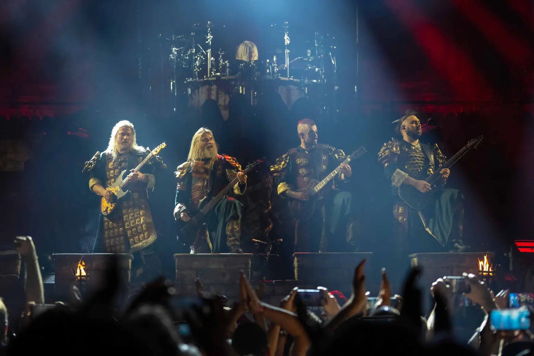 Sabaton mit ihrer „The Legendary Tour“ am 25.11.2025 in der Frankfurter Festhalle.
Fotos © by Boris Korpak | bokopictures Sabaton mit ihrer „The Legendary Tour“ am 25.11.2025 in der Frankfurter Festhalle.
Fotos © by Boris Korpak | bokopictures