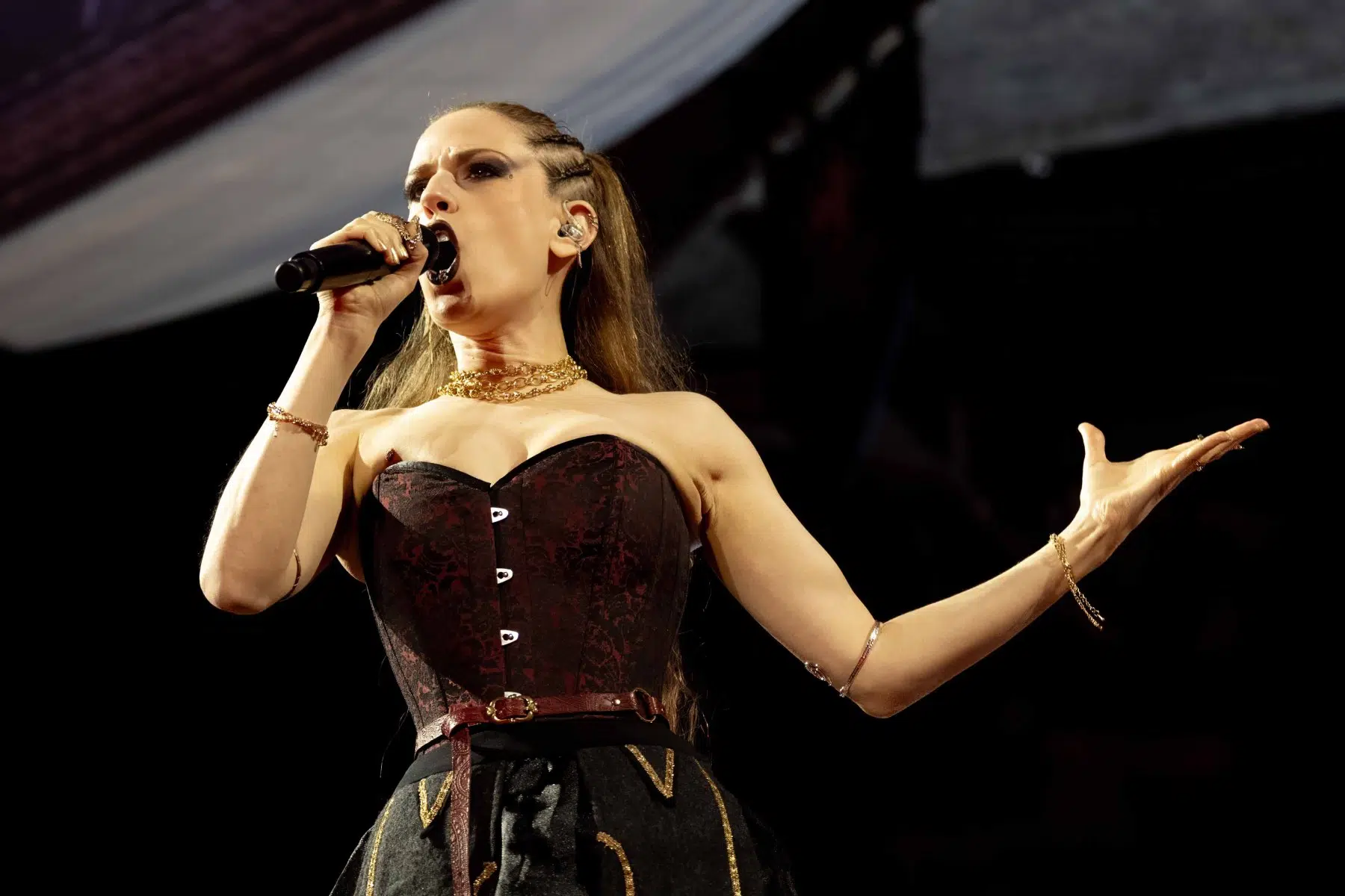 The Legendary Orchestra eröffneten Sabatons „The Legendary Tour“ am 25.11.2025 in der Frankfurter Festhalle mit epischer Stimmung und voller Energie. Fotos © by Boris Korpak | bokopictures The Legendary Orchestra eröffneten Sabatons „The Legendary Tour“ am 25.11.2025 in der Frankfurter Festhalle mit epischer Stimmung und voller Energie. Fotos © by Boris Korpak | bokopictures