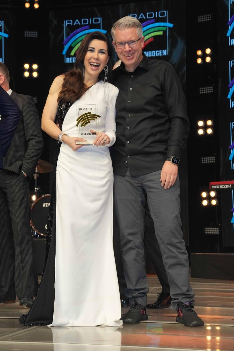 31.03.2023 Judith Williams, Frank Thelen bei der Verleihung vom Radio Regenbogen Award im Europapark Rust.