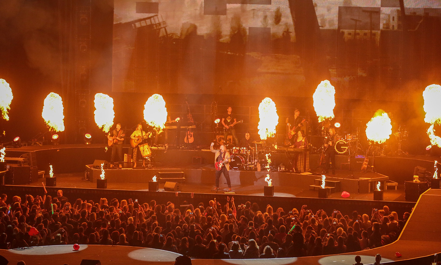 The Kelly Family bei ihrem Konzert vor 11.000 Fans in der SAP Arena Mannheim