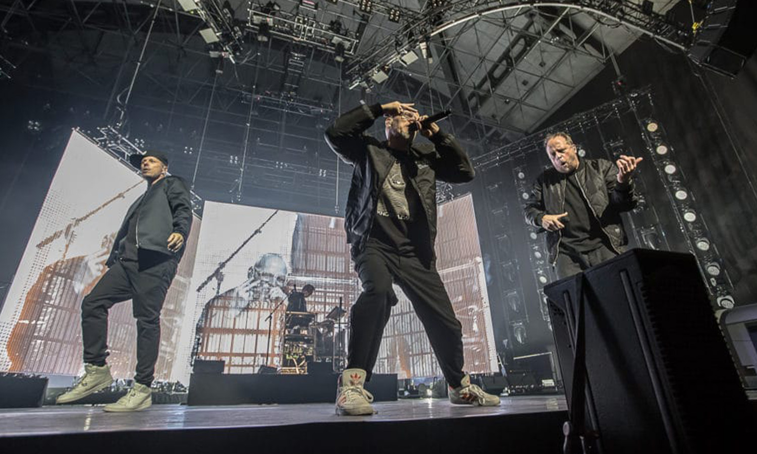 Die Fantastischen Vier bei ihrem Konzert in der Festhalle Frankfurt auf der Bühne