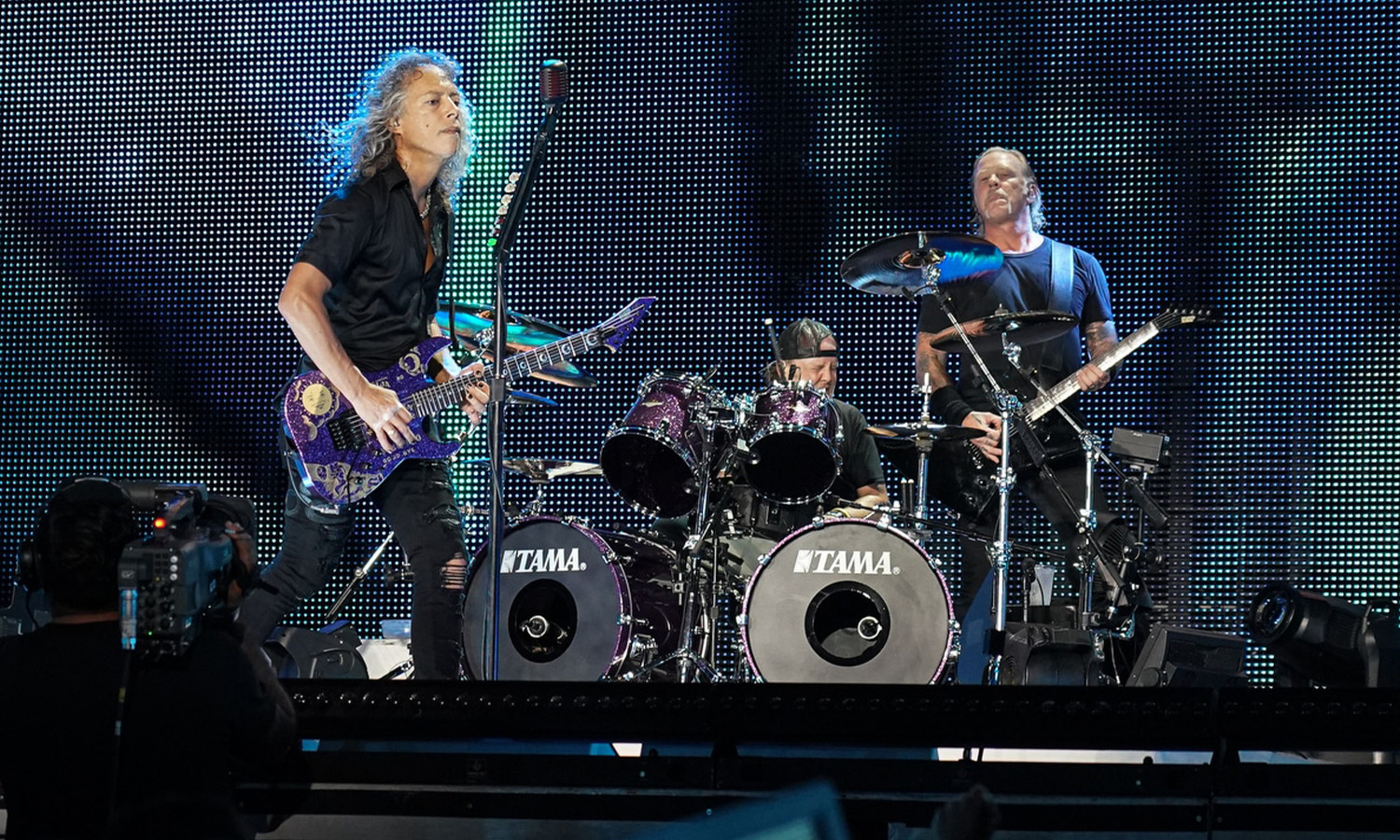 Metallica bei ihrer WorldWired Tour vor 60.000 Fans in Mannheim