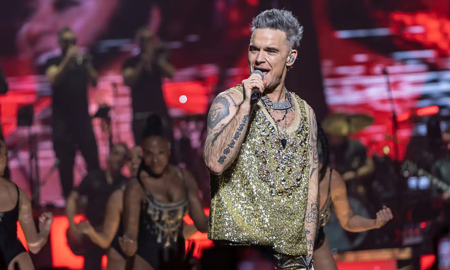 Robbie Williams bei seiner XXV Tour in der ausverkauften Festhalle Frankfurt am 15. Februar 2023