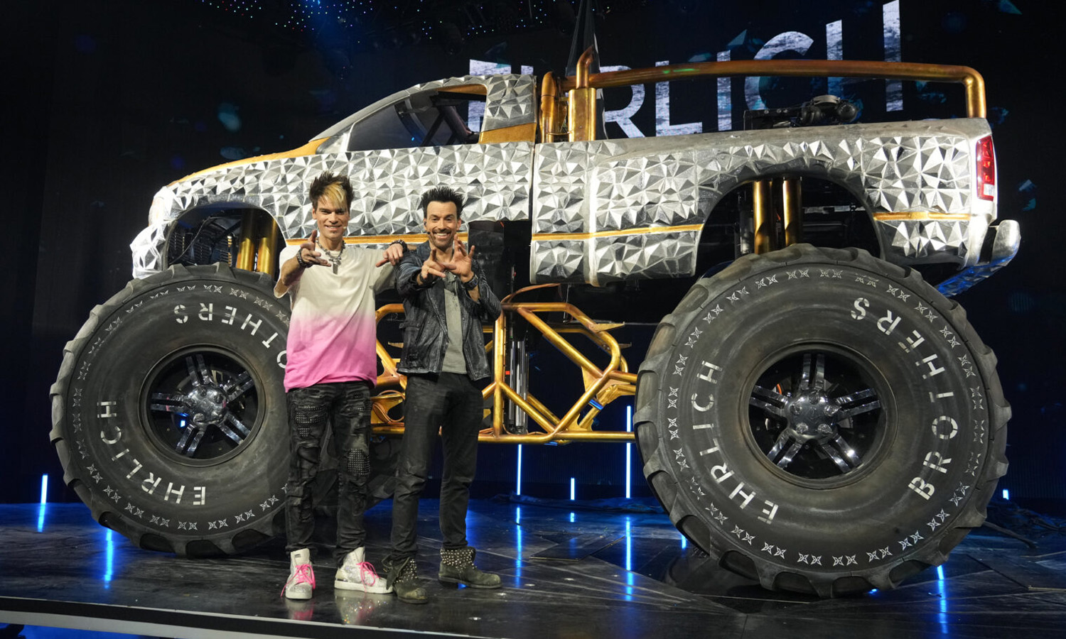 Andreas und Chris Ehrlich bei ihrer „Diamonds“-Show in der SAP Arena Mannheim