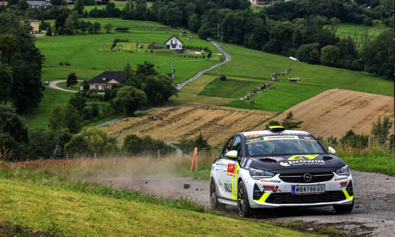 ADAC Opel Rally Junior Team mit Tom Heindrichs und Timo Schulz bei der Junior ERC 2026 in Tschechien