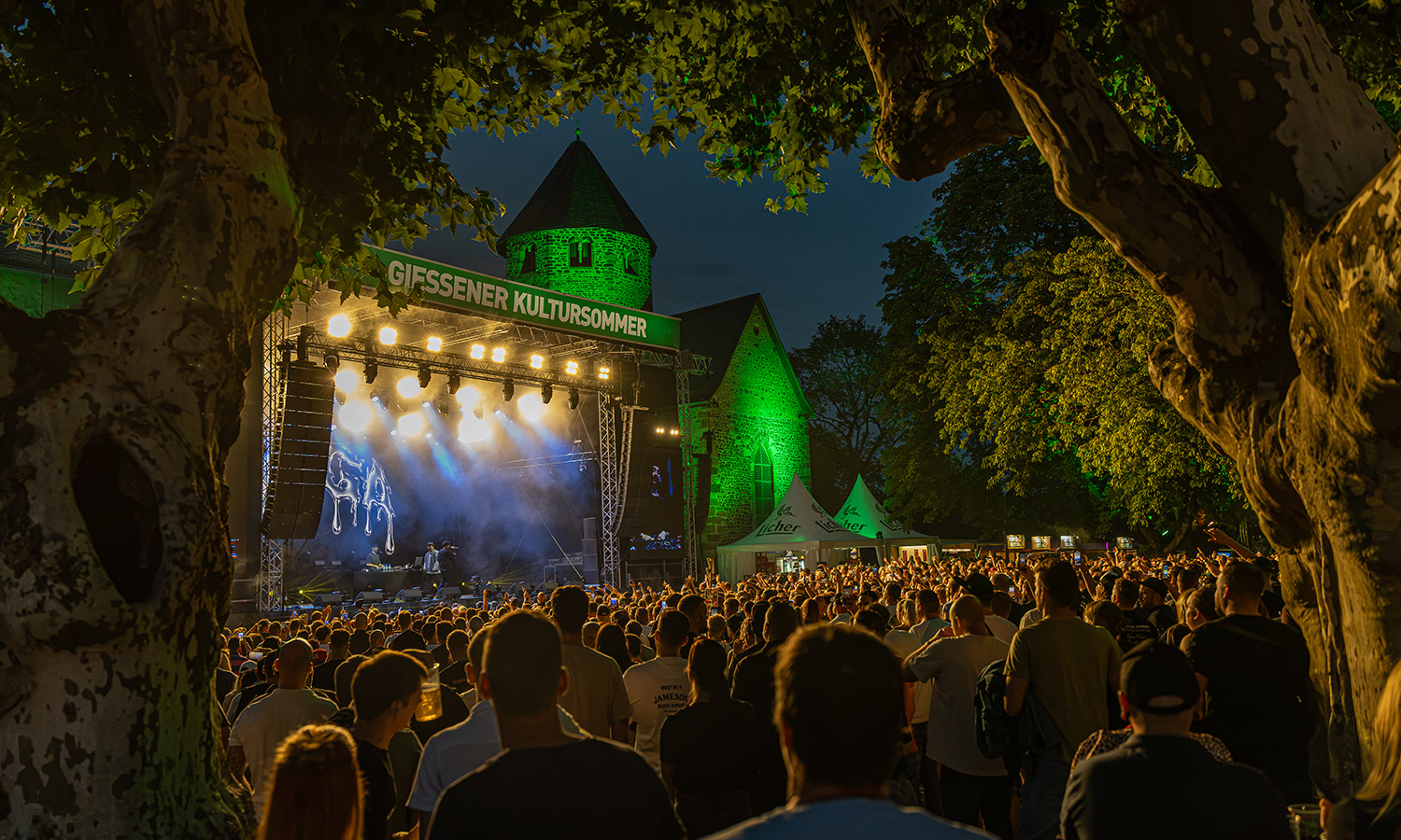 Kool Savas, Vega, Azad und Yako OK beim Kings of Rap Open Air 2026 auf dem Schiffenberg in Gießen